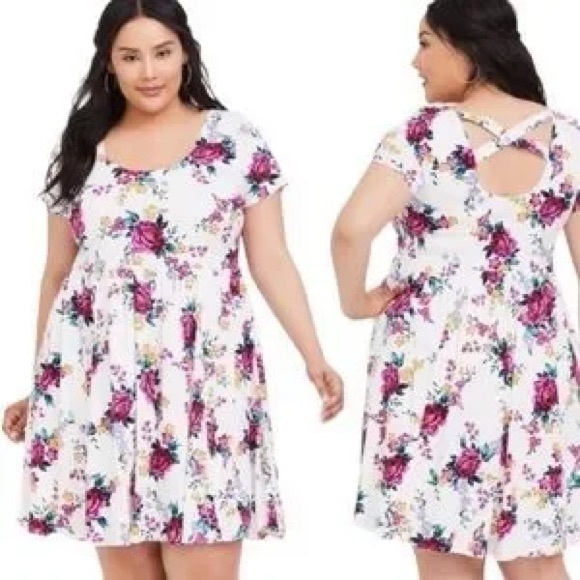 NWT TORRID Mini Challis Skater Dress Floral Size 3X - Picture 3 of 7